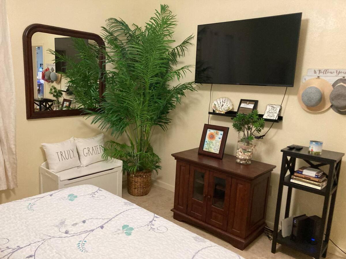 Cozy & Spacious Condo 10Min Walk To Beach South Padre Island Exterior photo