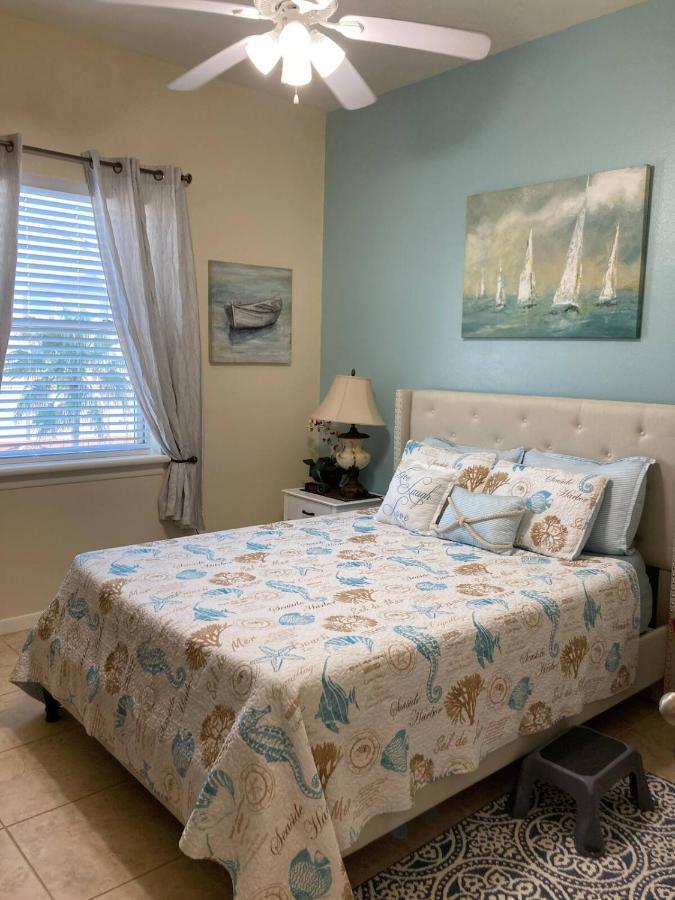 Cozy & Spacious Condo 10Min Walk To Beach South Padre Island Exterior photo